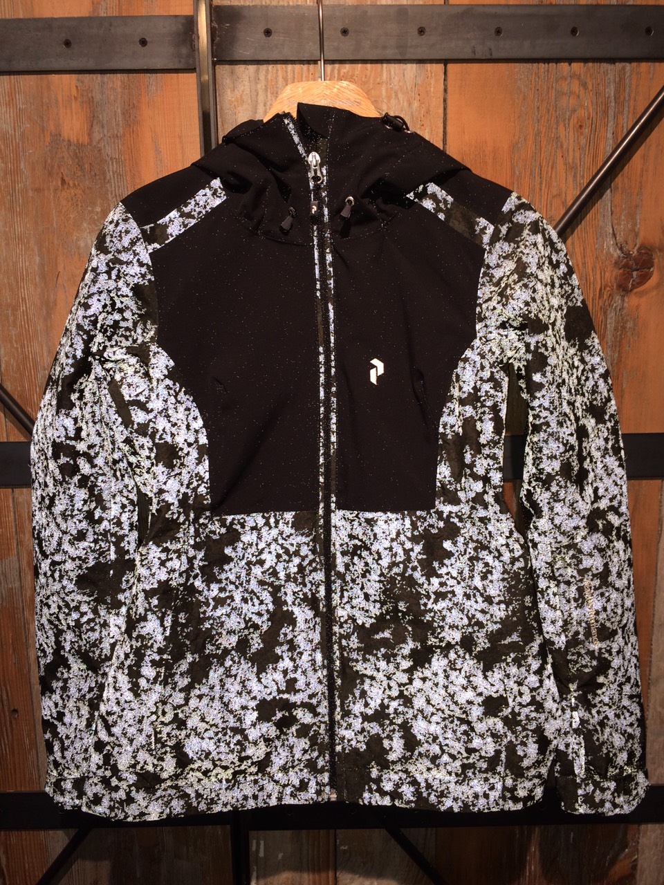 PEAK PERFORMANCE  W …