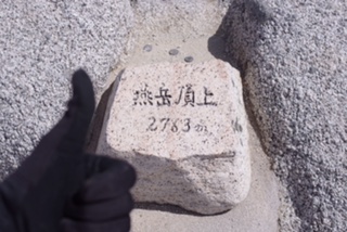 ５