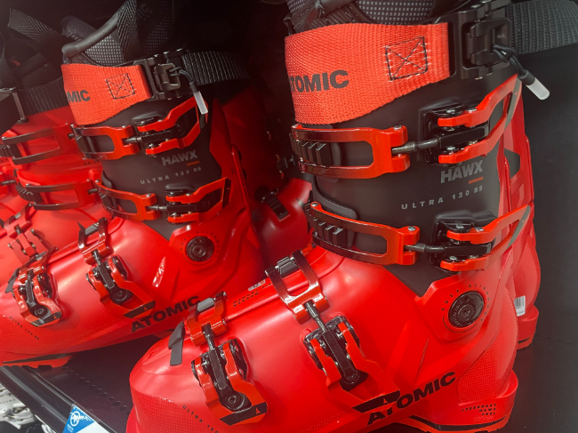 ATOMIC HAWX ULTRA 130 RS GWのご紹介【カンダコンペカン】|石井スポ 