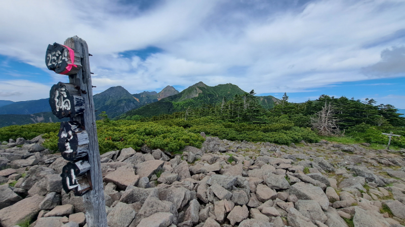 石井スポ－ツ 公式サイト｜登山・スキー・アウトドア用品専門店