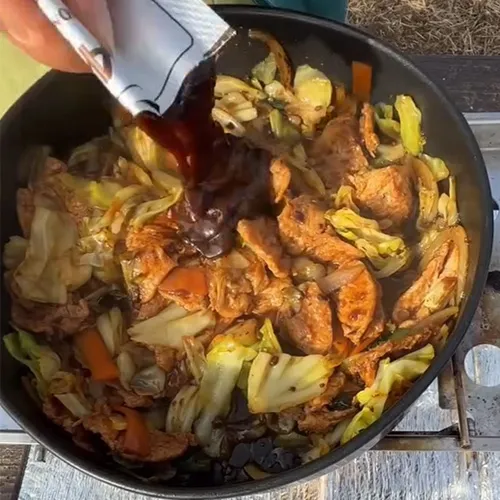 回鍋肉丼4