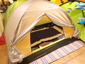 吉祥寺店】ソトバリ張ってみました。|石井スポ－ツ 公式サイト｜登山