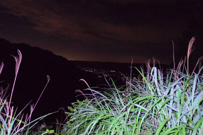 岩茸石山付近から見た夜景