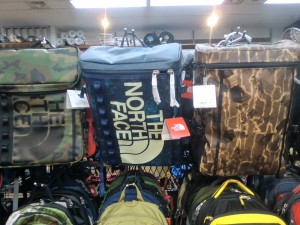 冬物ファイナルセール＆春物入荷中！！