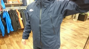 【新潟店】　春の新作から…ネイビーコレク…
