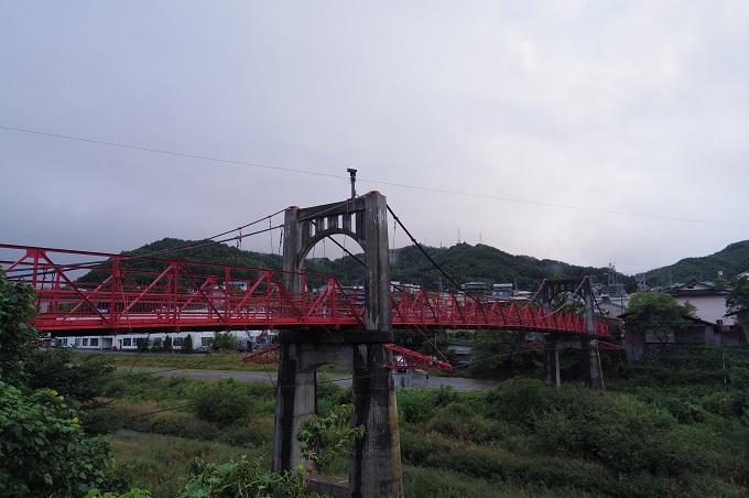 三峰川を渡る「天女橋」