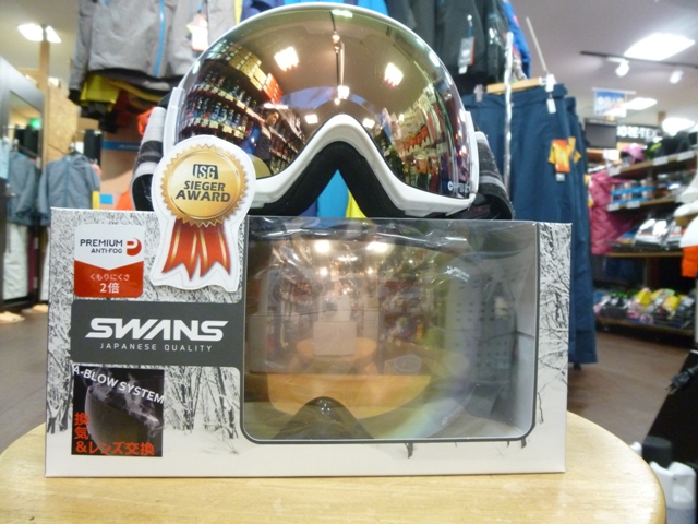 大宮店】新機能搭載の注目モデル。SWANS [ROV]O（ロヴォ）|石井スポ