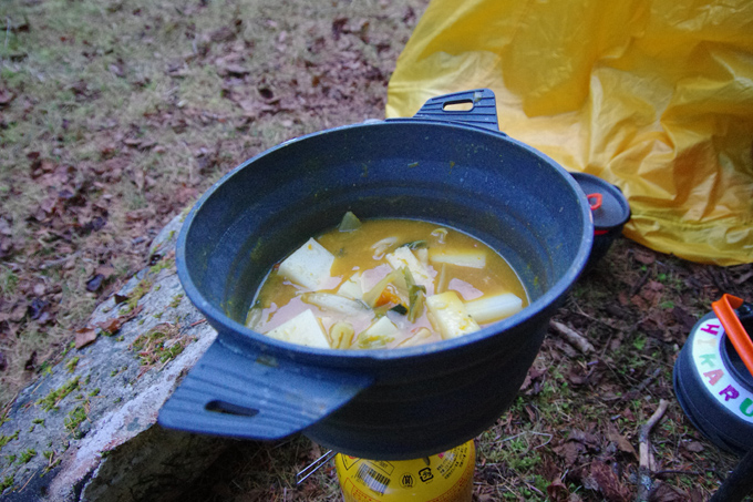 朝食は昨日の残りに切餅を投入!