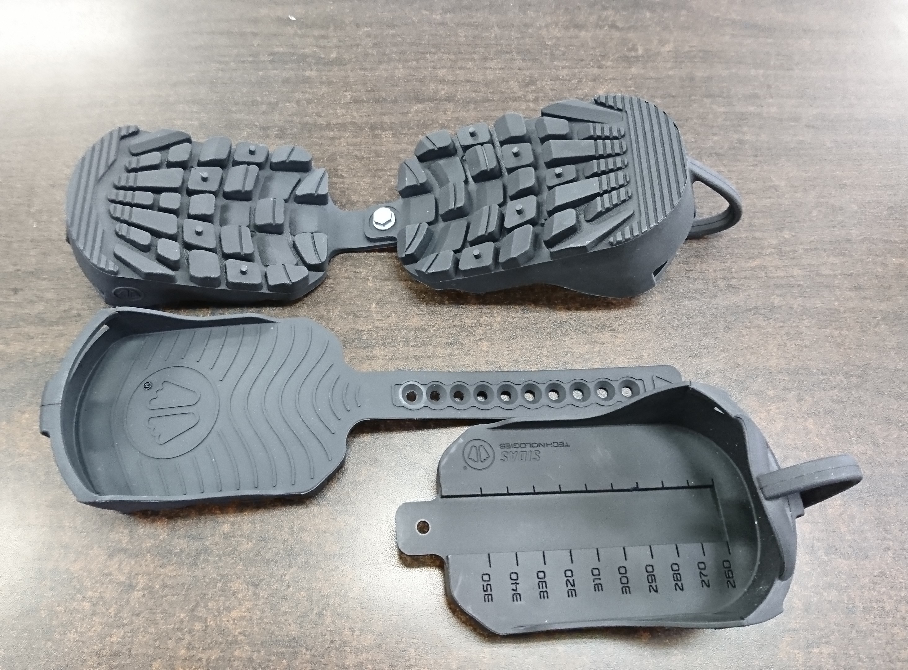 【カンダコンペカン】Newアイテム入荷で…