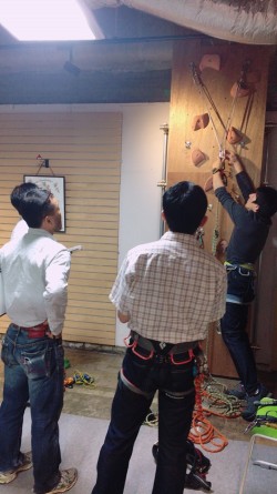 【吉祥寺店】吉祥寺店では登山学校を開催し…