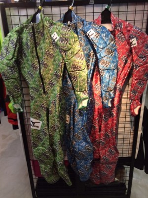 【カンダコンペカン】NEW MODEL入…