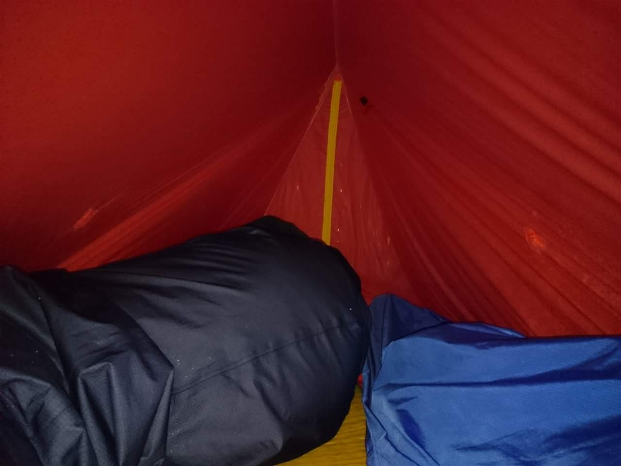ツェルト２ロング内部