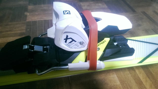 大宮店】地味だけど、あると便利！SWIX『スキーブレーキホルダー