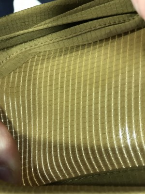ダイヘドラルパンツV7 ストレッチの状態