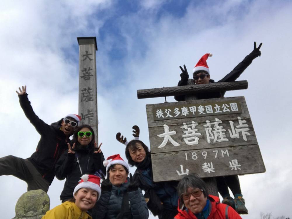 【新宿ビックロ ミレー】サンタ達がゆく！…