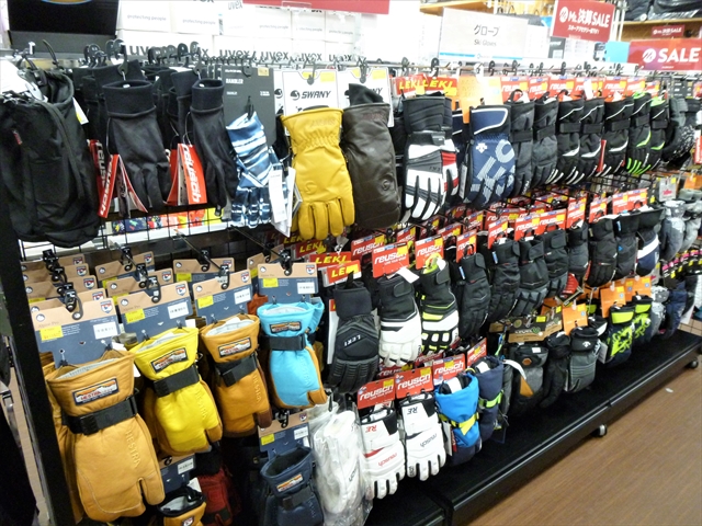 大宮店】スキーにインナーグローブのススメ<快適性UP!!>|石井 大宮店】スキーにインナーグローブのススメ<快適性UP!!>|石井