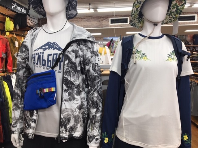 【神田本館】Tシャツが活躍する季節です。