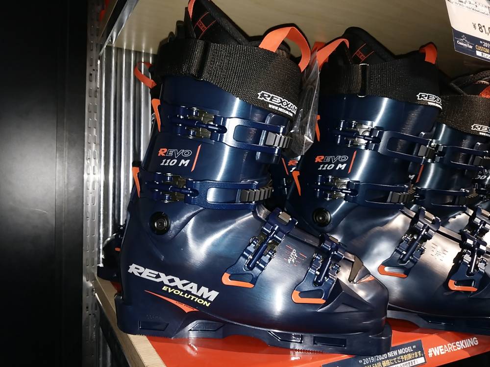 REXXAM レグザム スキーブーツ R-EVO 90S 22-23 モデル 旧モデルブーツ] レクザム REXXAM R-EVO 90S レーシング 基礎 スキー