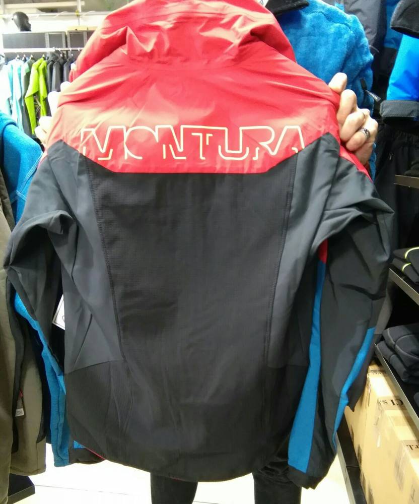 MONTURAの冬ウェア【新宿東口ビックロ店】|石井スポ－ツ 公式サイト