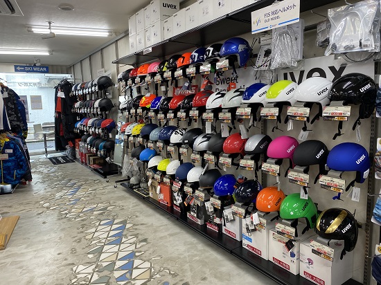 【カンダコンペカン】ヘルメット充実してお…