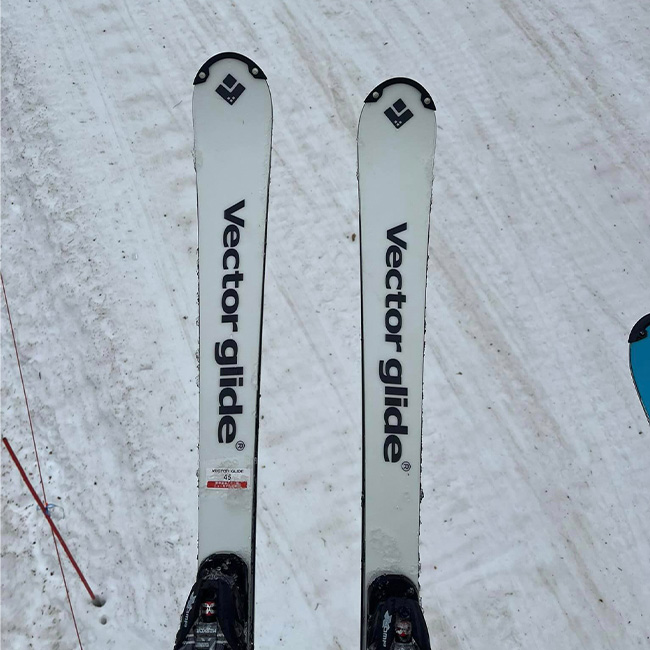 23-24ニューモデルスキー アップデートされたヴェクターグライド、その 