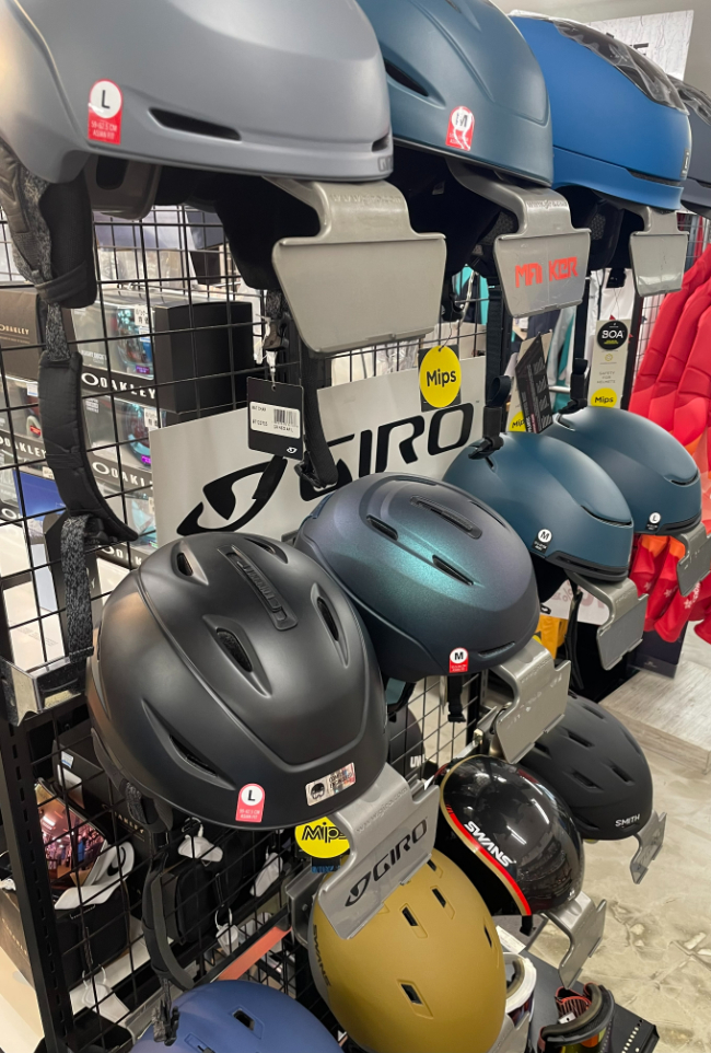 スキーヘルメットの選び方【カンダコンペカ…
