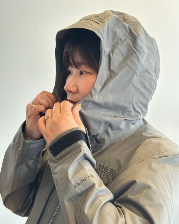 THE NORTH FACE Athletics Fleece フーディパーカ 関税/送料込 THE NORTH FACE Athletics Fleece フーディパーカ 関税/送料込