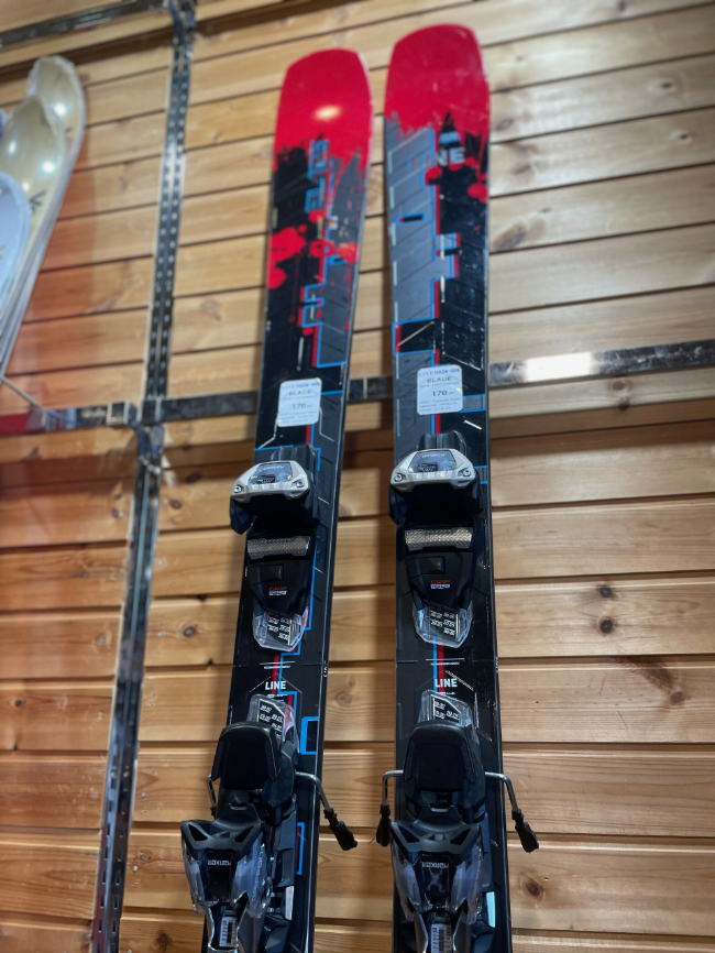 深く、鋭くターンが可能【札幌店】|石井スポ－ツ 公式サイト｜登山 