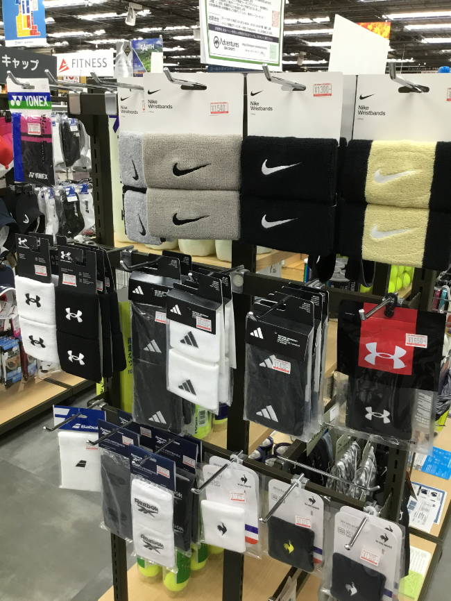 持っていると役に立つテニス小物用品【横浜…
